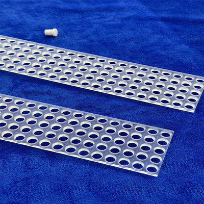 Factory Custom Corrosion Resistant Transparent Perforated Quartz Sheet