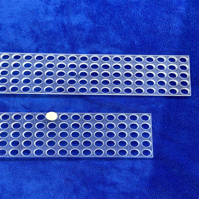 Factory Custom Corrosion Resistant Transparent Perforated Quartz Sheet