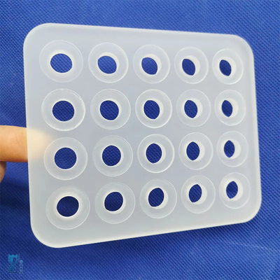 Professional Custom Opaque Perforated Quartz Sheet High Temperature Resistant