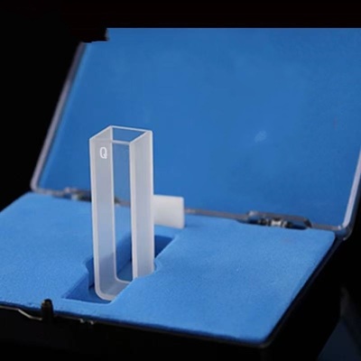 Corrosion-resistant and highly transparent quartz cuvettes are used in spectrometers and spectrophotometers