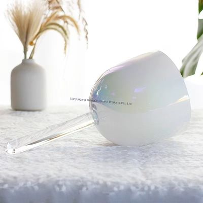 Customized gradient multi-color aurora music bowl chalice is used for stress relief, therapeutic meditation